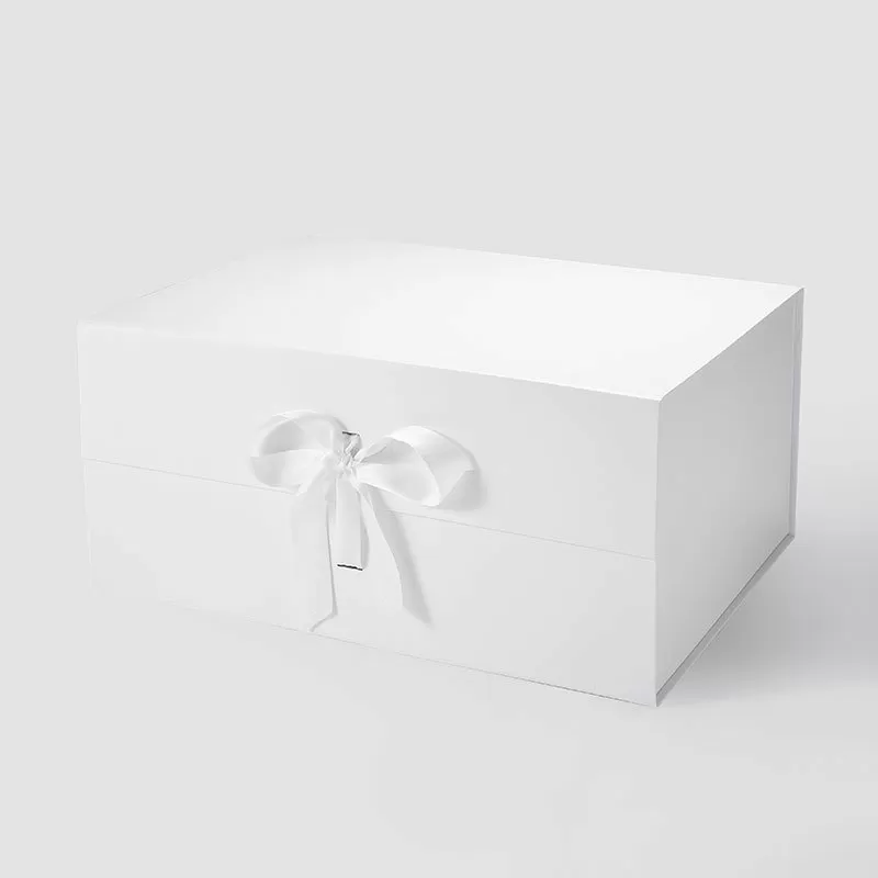 A3 Deep Magnetic Gift Box White with ribbon