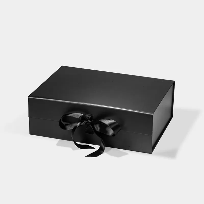 Medium Magnetic Gift Box Black with ribbon