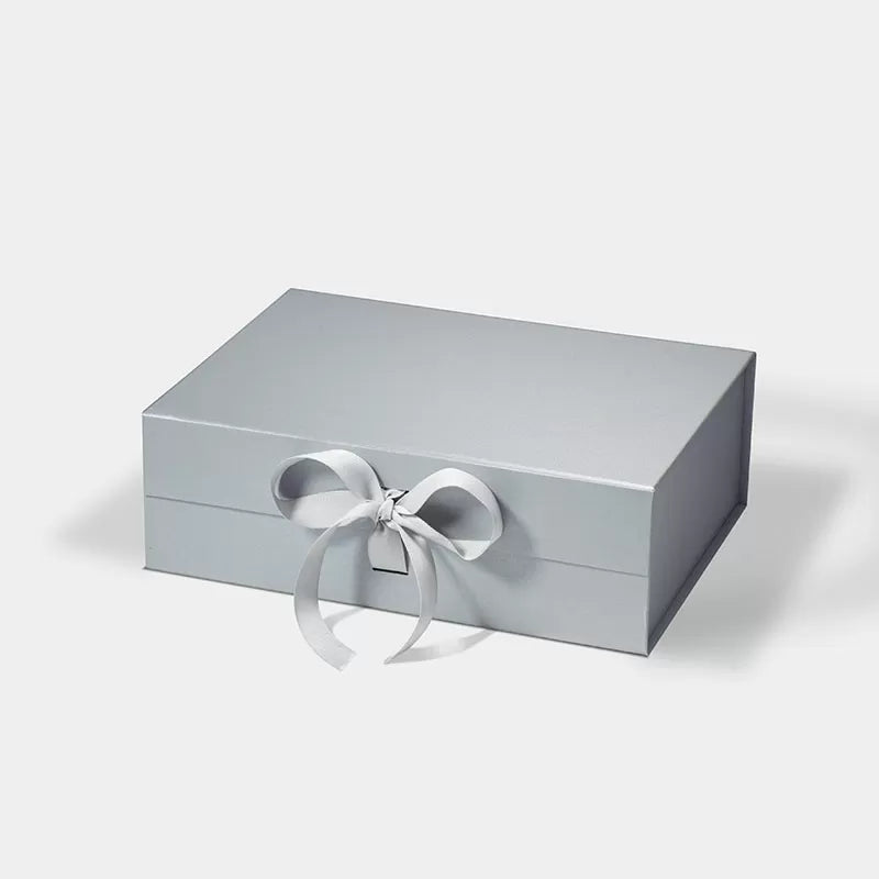 Medium Magnetic Gift Box Silver with ribbon