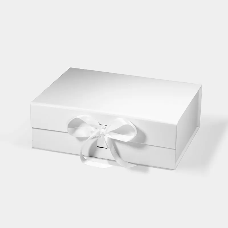 Medium Magnetic Gift Box White with ribbon