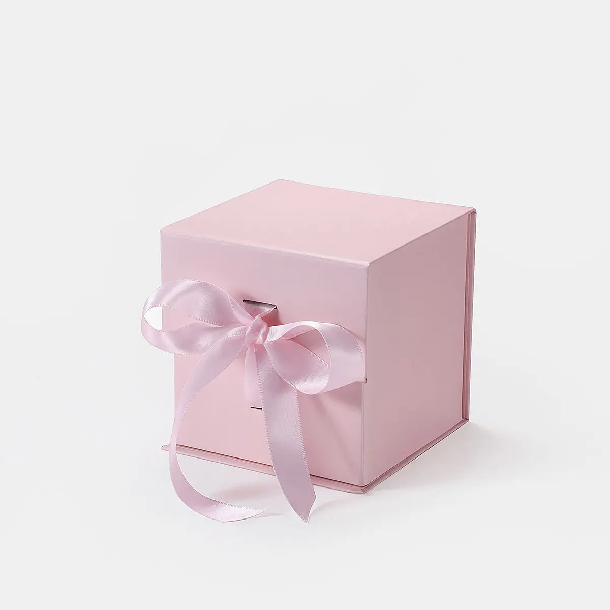 Small Cube Magnetic Gift Box Pink with ribbon