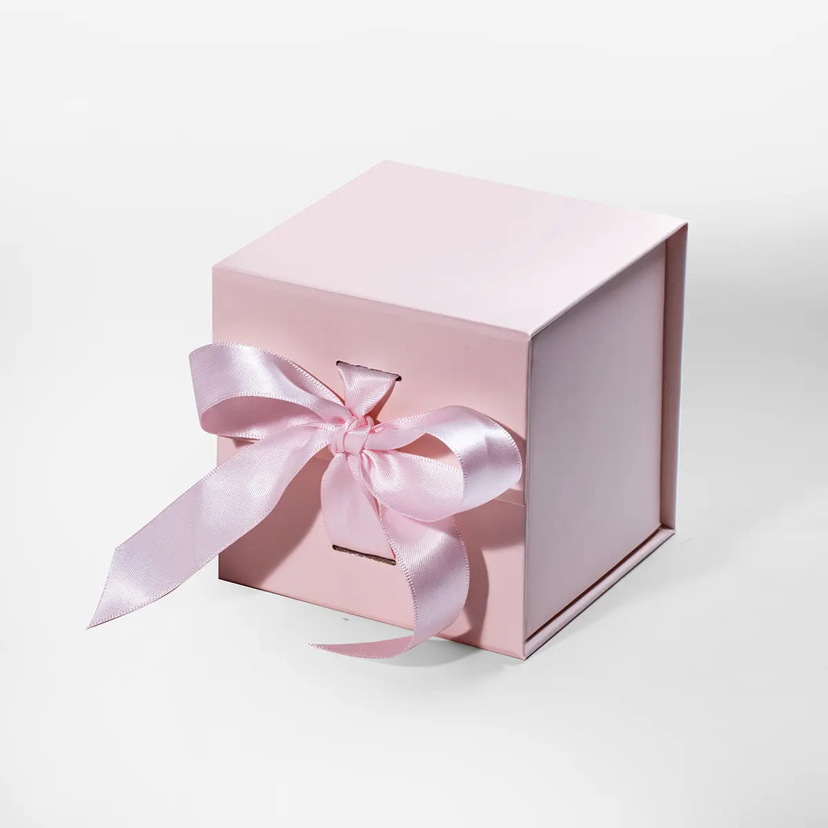 XS Cube Magnetic Gift Box Pink with ribbon