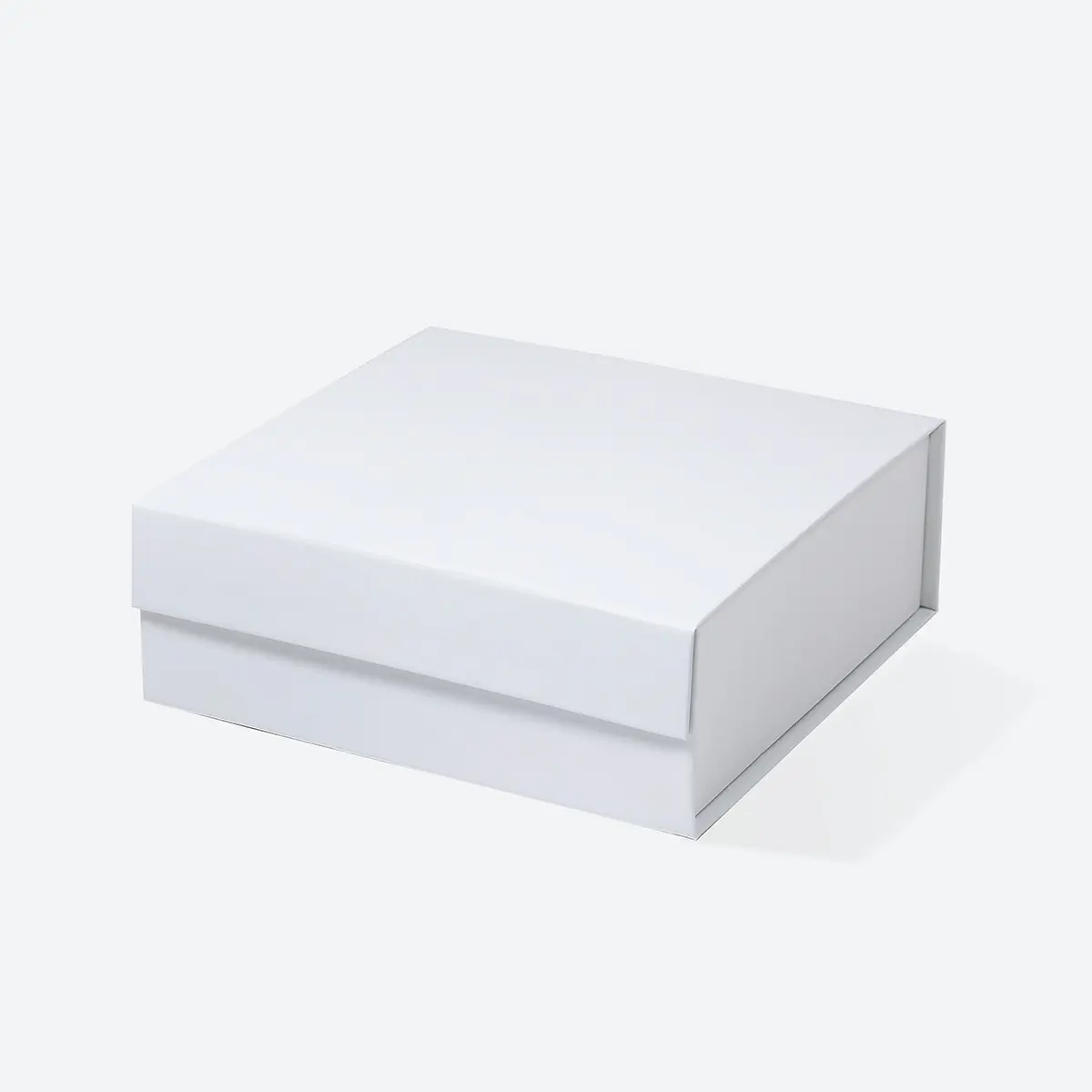 B6 Square White Magnetic Gift Box