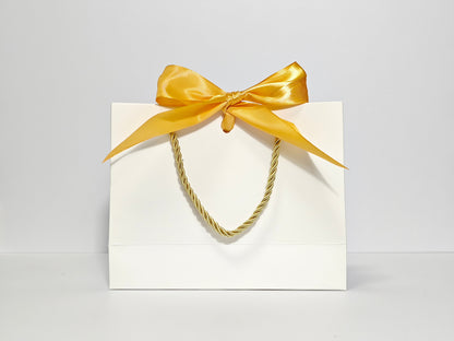 C1 White Paper Gift Bag with gold ribbon C1 19*15*7cm