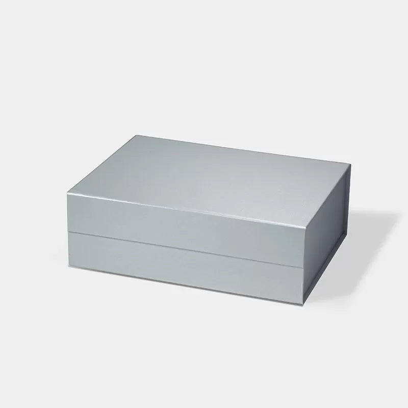 Medium Magnetic Gift Box Silver