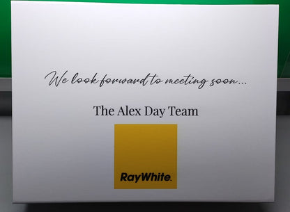 Multi color Logo on Sample Box