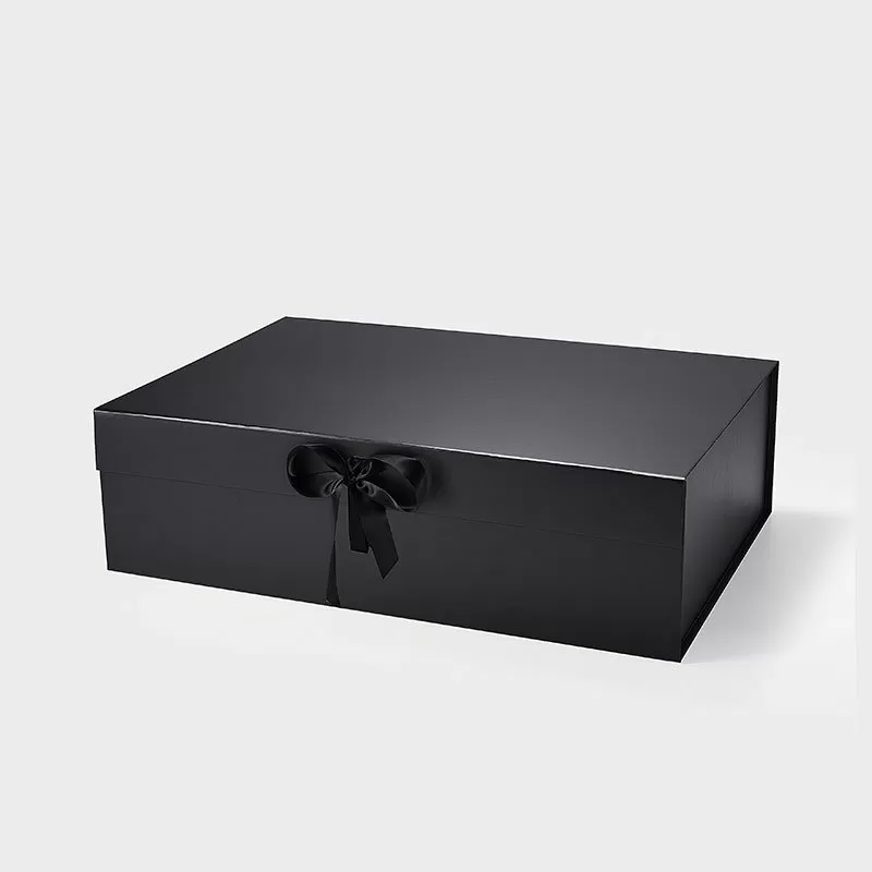 XL Magnetic Gift Box Black with ribbon